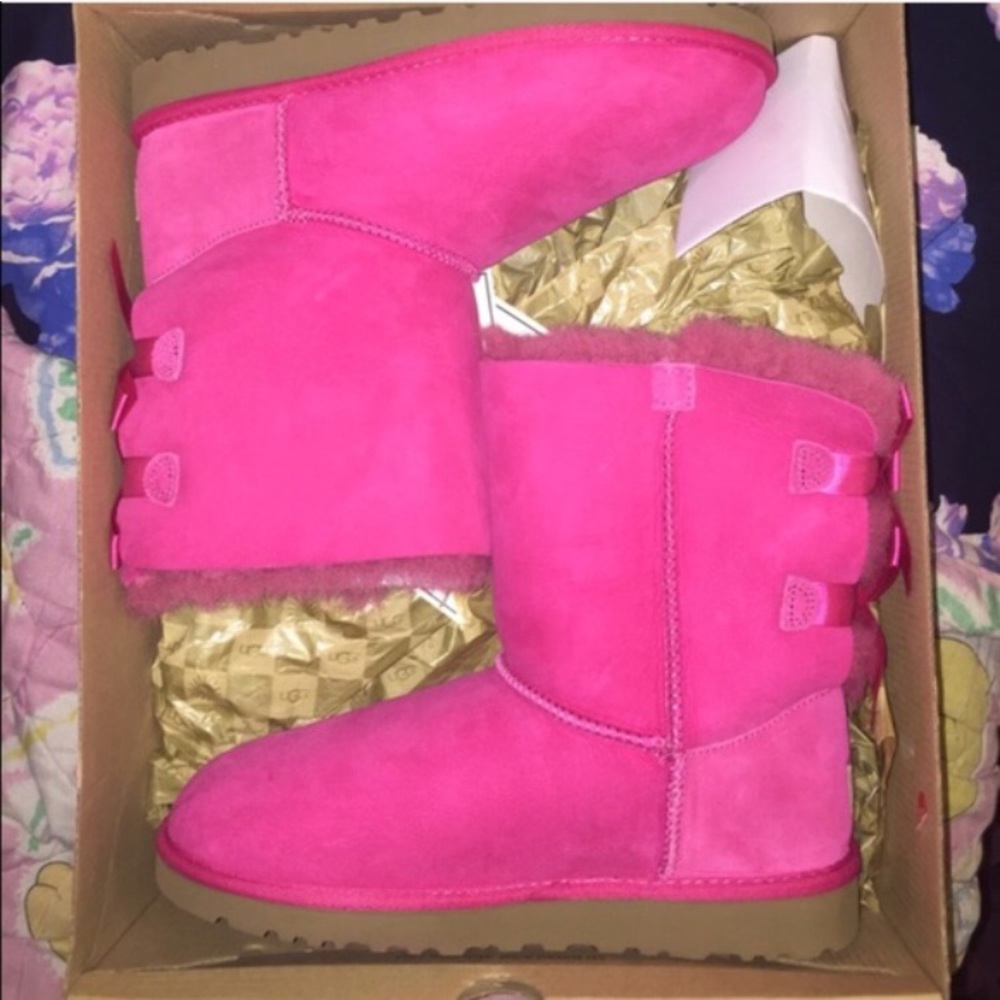 Brand new pink uggs
